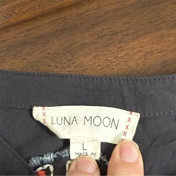 Luna Moon Gray Boho Embroidered Tunic Top L Long Sleeve Festival Fall Spring - Picture 8 of 11